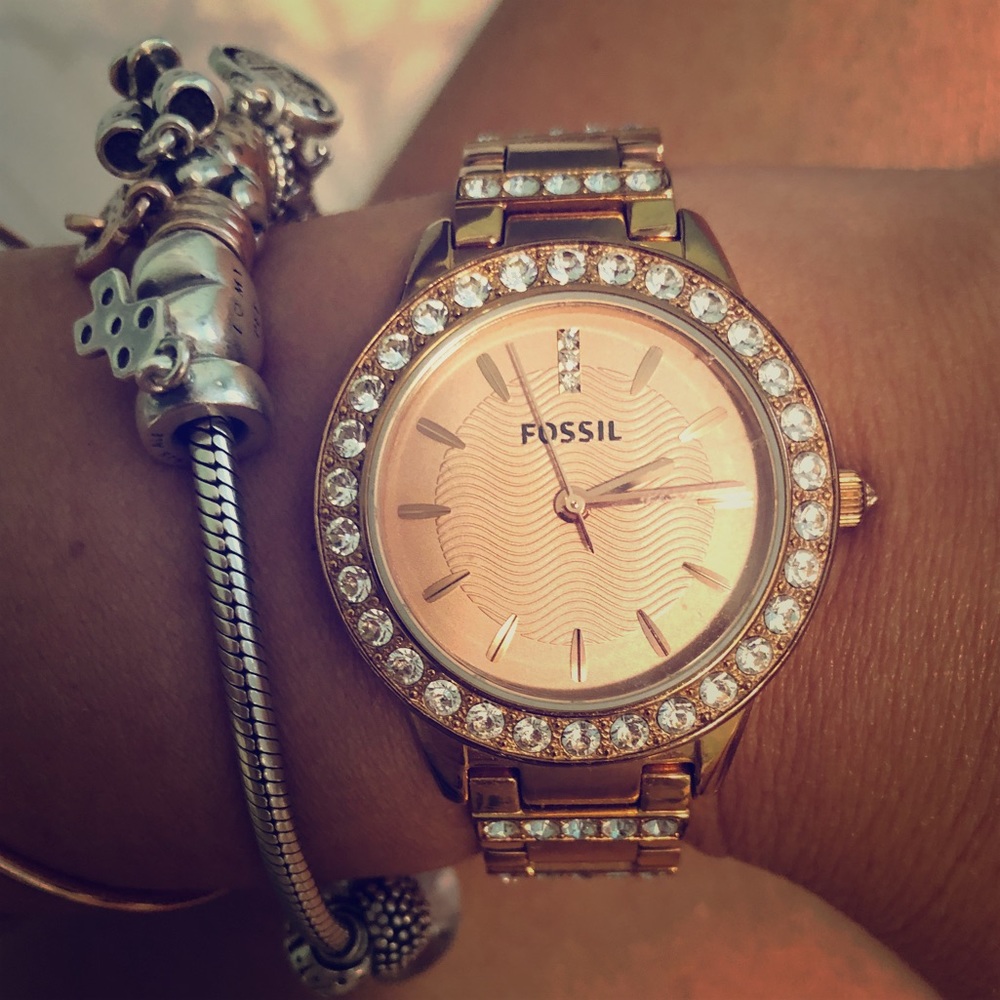Rose 🌹 gold fossil watch